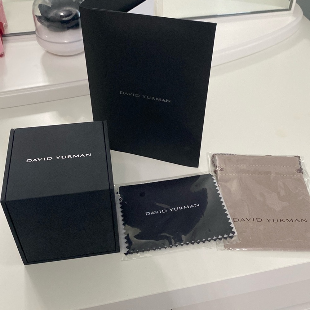 NWT David Yurman box,dust bag, polishingcloth, receiptholder w care instructions